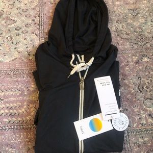 Vuori Halo Performance Hoodie - NWT